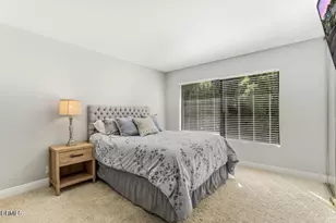 263 Fox Hills Dr, Thousand Oaks, CA 91361 - Photo 20