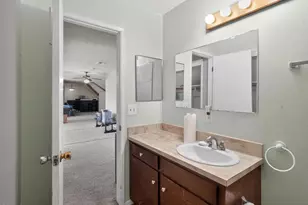 2163 Palos Ct, Thousand Oaks, CA 91320 - Photo 18