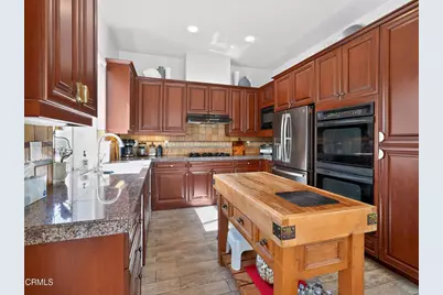 2886 Golf Villa Way, Camarillo, CA 93010 - Photo 10