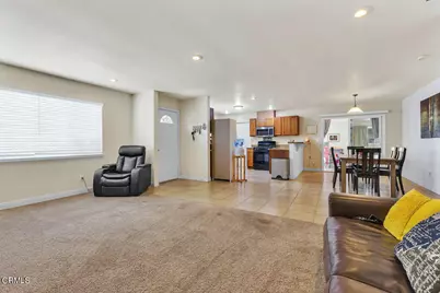 1410 Huntswood Way, Oxnard, CA 93030 - Photo 10