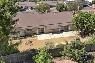 195 W Avenida De Las Flores, Thousand Oaks, CA 91360 - Photo 26