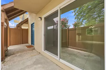 138 S Bryn Mawr Street #33, Ventura, CA 93003 - Photo 4