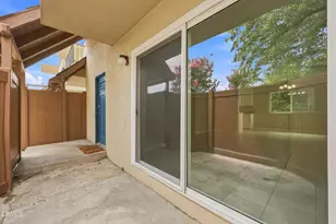 138 S Bryn Mawr Street, Ventura, CA 93003 - Photo 4