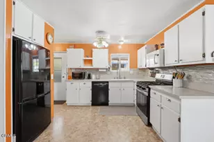 1500 Richmond Road, Santa Paula, CA 93060 - Photo 12