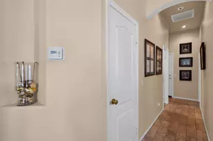 2886 Golf Villa Way, Camarillo, CA 93010 - Photo 18