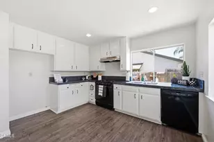 2079 Covington Ave, Simi Valley, CA 93065 - Photo 16