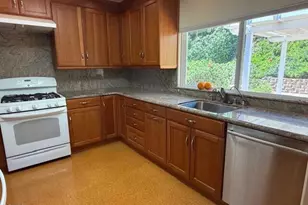 657 Dana Dr, Santa Paula, CA 93060 - Photo 18