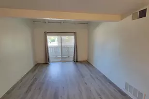 1300 Saratoga Ave, Ventura, CA 93003 - Photo 4