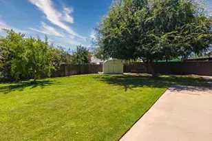 2751 Sierra Madre Ct, Selma, CA 93662 - Photo 22
