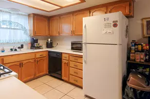 2751 Sierra Madre Ct, Selma, CA 93662 - Photo 8