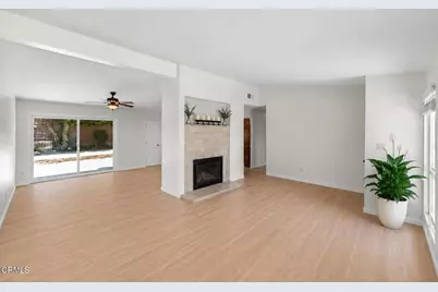 22901 Leadwell Street, West Hills, CA 91307 - Photo 4