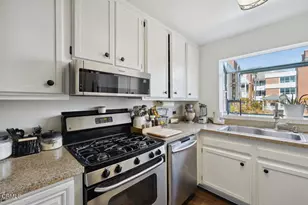 877 S B St, Oxnard, CA 93030 - Photo 14