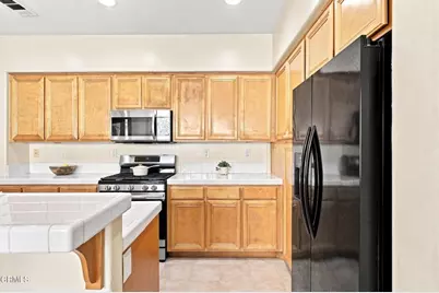 1706 Valerosa Way, Oxnard, CA 93030 - Photo 16