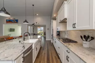 6909 Aquamarine Dr, Bakersfield, CA 93306 - Photo 22