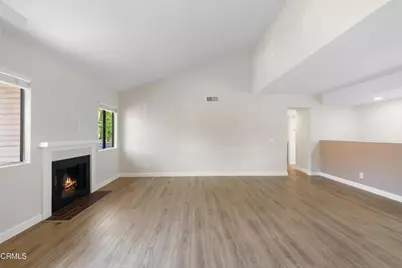 1254 Seacliff Court #2, Ventura, CA 93003 - Photo 2