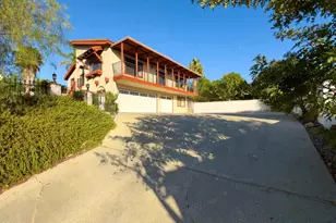 22961 Sandpiper Ct, Canyon Lake, CA 92587 - Photo 2