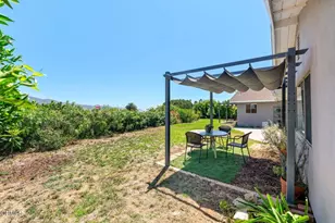 438 E View Dr, Santa Paula, CA 93060 - Photo 32