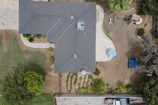 6309 Edgemont Dr, Bakersfield, CA 93309 - Photo 2