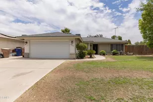6309 Edgemont Dr, Bakersfield, CA 93309 - Photo 4