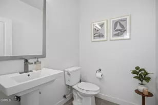 1230 E Thompson Blvd, Ventura, CA 93001 - Photo 20