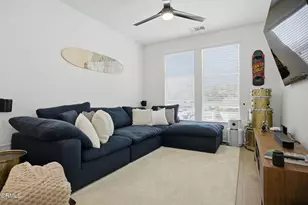 1230 E Thompson Blvd, Ventura, CA 93001 - Photo 30