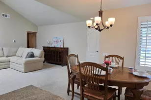 33109 Village 33, Camarillo, CA 93012 - Photo 12