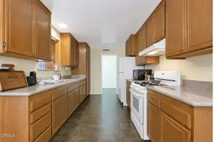 125 W Bard Rd, Oxnard, CA 93033 - Photo 8