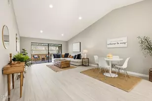 35124 Village, Camarillo, CA 93012 - Photo 10