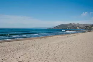924 Woodstock Ln, Ventura, CA 93001 - Photo 1