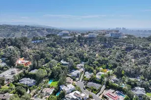 11923 Brentwood Grove Dr, Los Angeles, CA 90049 - Photo 52