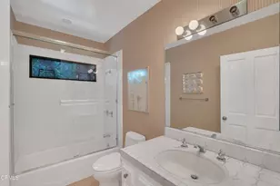 11923 Brentwood Grove Dr, Los Angeles, CA 90049 - Photo 22