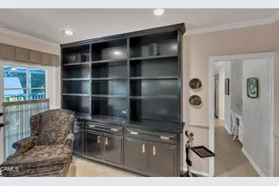 11923 Brentwood Grove Drive, Los Angeles, CA 90049 - Photo 16