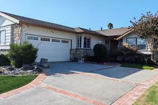 7871 E Ring St, Long Beach, CA 90808 - Photo 2