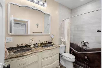817 N Calle La Sombra, Camarillo, CA 93010 - Photo 24