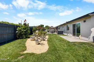 817 N Calle La Sombra, Camarillo, CA 93010 - Photo 40