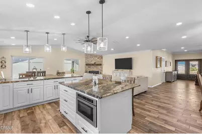817 N Calle La Sombra, Camarillo, CA 93010 - Photo 16