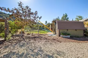 320 N Barbara St, Ojai, CA 93023 - Photo 26