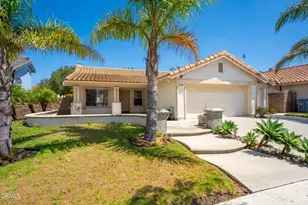 2105 Lanyard Way, Oxnard, CA 93035 - Photo 2