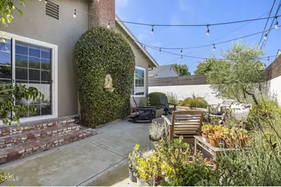 360 S Dos Caminos Avenue, Ventura, CA 93003 - Photo 36