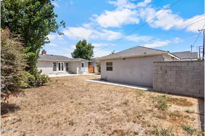 302 Douglas Avenue, Oxnard, CA 93030 - Photo 20