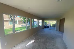 30029 Village 30, Camarillo, CA 93012 - Photo 8