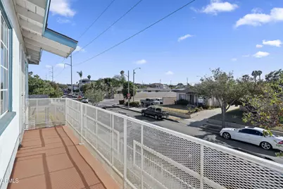11538 Eucalyptus Avenue, Hawthorne, CA 90250 - Photo 4