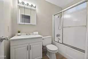 360 Melrose Dr, Oxnard, CA 93035 - Photo 14