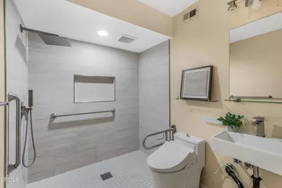 20150 Stagg Street, Winnetka, CA 91306 - Photo 14