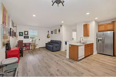 208 Riverdale Court #702, Camarillo, CA 93012 - Photo 6