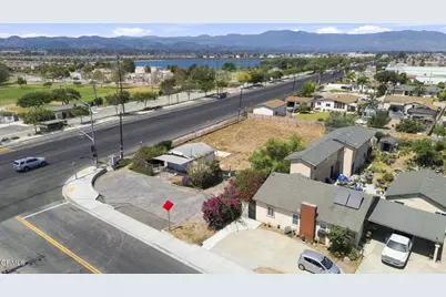 105 Walnut Drive, Oxnard, CA 93036 - Photo 6