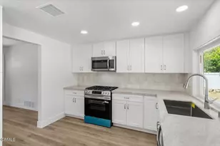 554 Dorena Dr, Newbury Park, CA 91320 - Photo 12