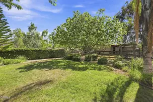 1747 Meander Dr, Simi Valley, CA 93065 - Photo 44
