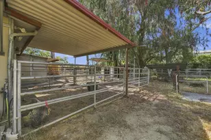 1747 Meander Dr, Simi Valley, CA 93065 - Photo 48