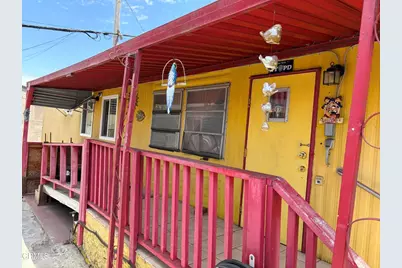 1301 Commercial Avenue #19, Oxnard, CA 93030 - Photo 2